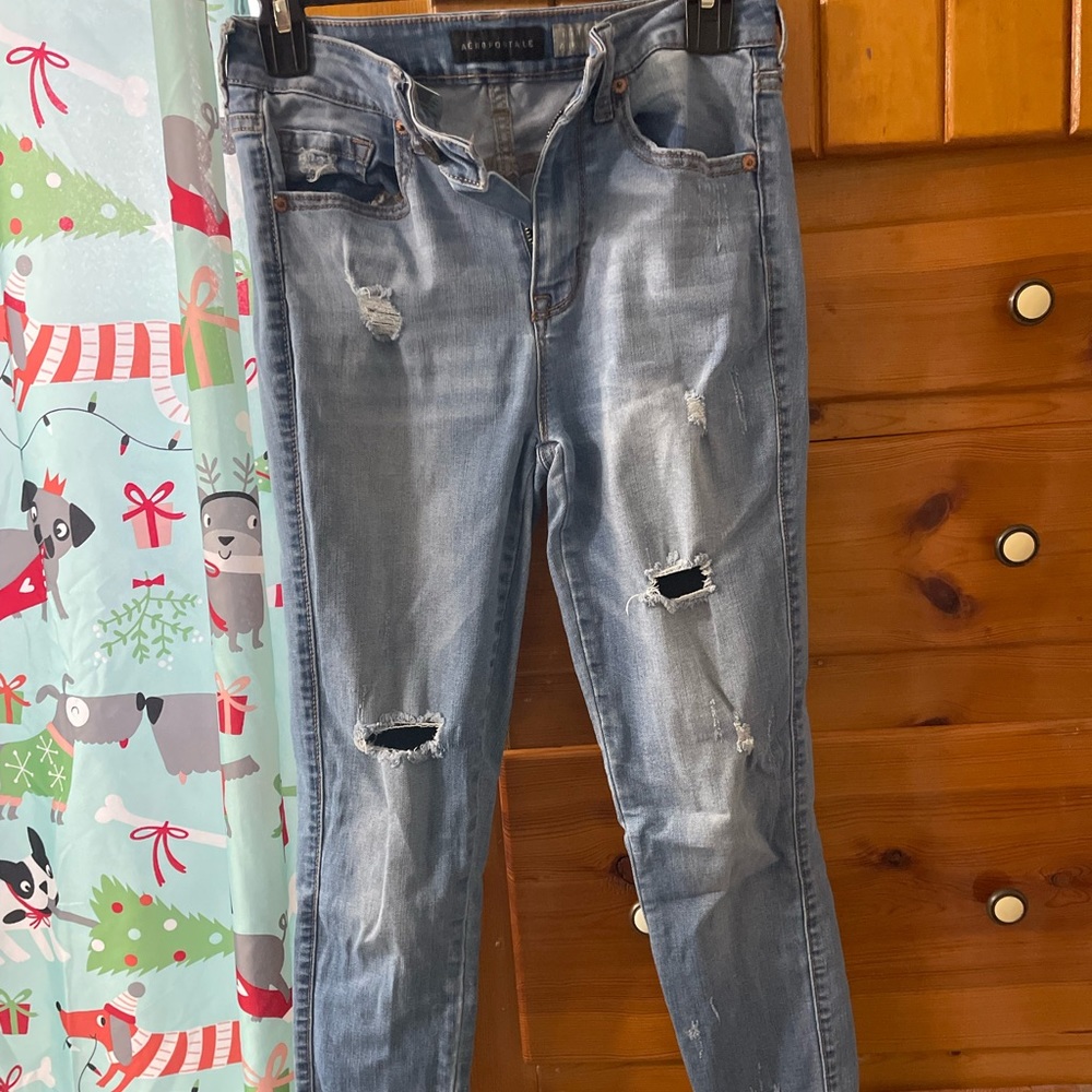 Aeropostale ripped jegging